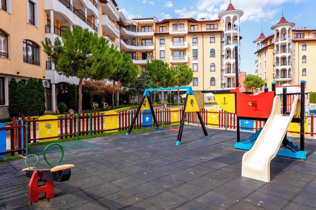 Holiday Apartcomplex Royal Sun Sunny Beach Exterior foto